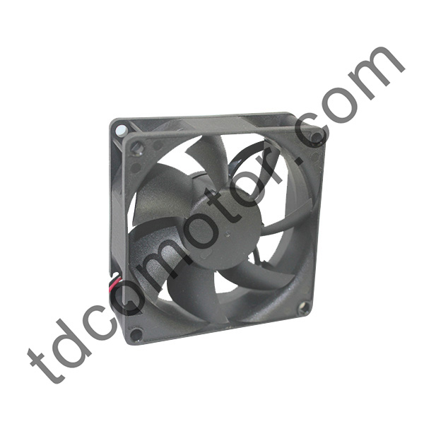 EC Axiální ventilátor 80x80x25 YZ-8025