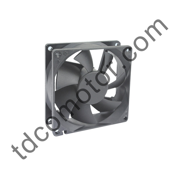 EC Axiální ventilátor 92x92x25 YZ-9225